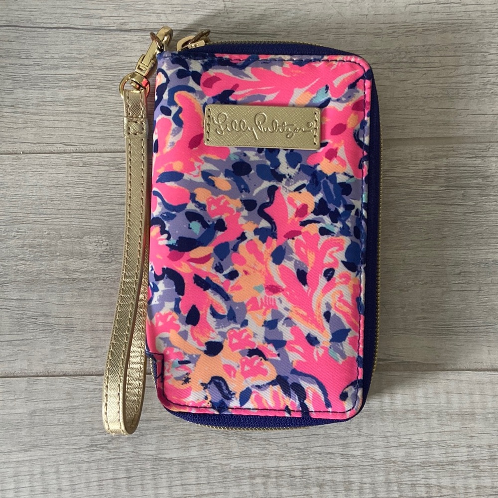 Lilly Pulitzer wristlet